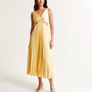 Abercrombie & Fitch Satin Giselle Pleated Cutout Maxi Dress yellow xs